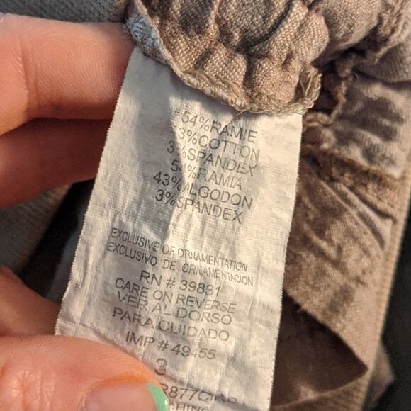 Rewind khaki linen shorts size 3 - Picture 4 of 4